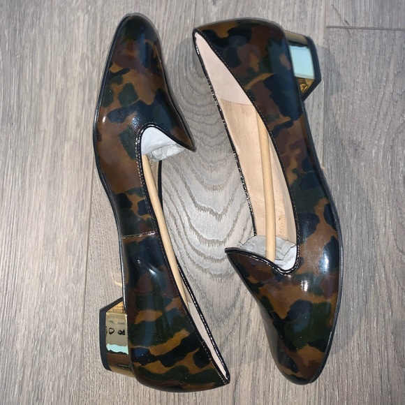 Joan and David |Patent Leather|Women's Flat|Size 9 - Picture 5 of 6